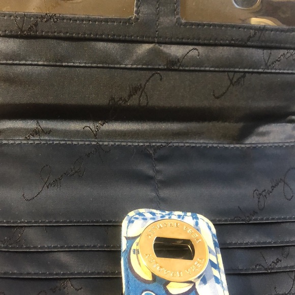 Vera Bradley blue wallet - Picture 12 of 12